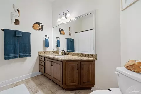 Bath - 6111 Dollarweed Dr, Pace, FL 32571 photo 7 of 8