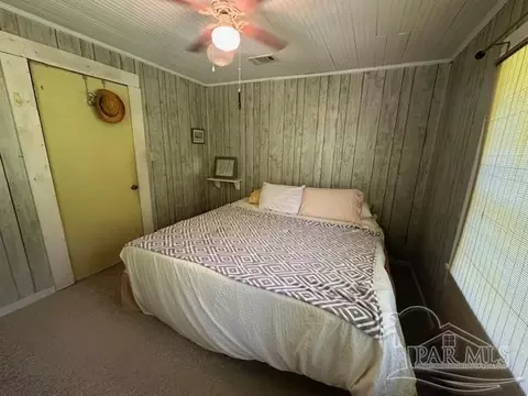Bedroom - 3090 Hwy 4, Jay, FL 32565 photo 3 of 7