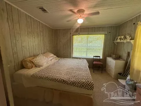 Bedroom - 3090 Hwy 4, Jay, FL 32565 photo 2 of 7
