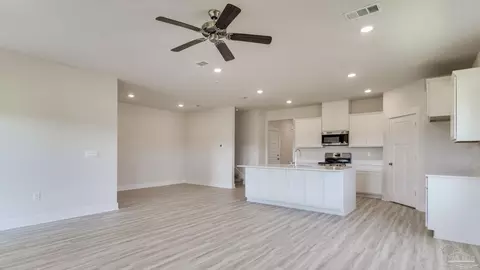 Living - 2751 Chevy Cir, Pace, FL 32571 photo 2 of 4
