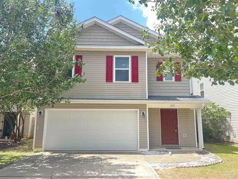 250 Cottage View Dr, Pensacola, FL 32507