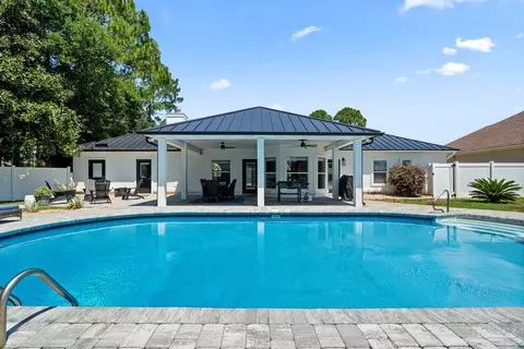 2969 Coral Strip Pkwy, Gulf Breeze, FL 32563