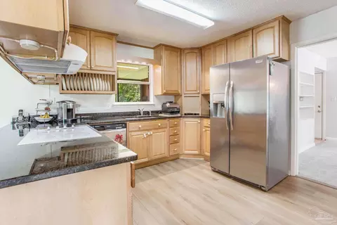 Kitchen - 2344 Riddle Rd, Cantonment, FL 32533 photo 1 of 4