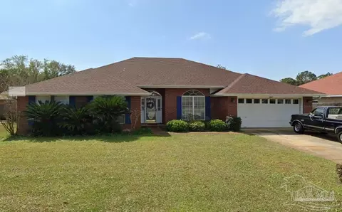 5045 Lantana Dr, Gulf Breeze, FL 32563