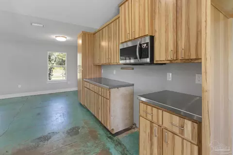 Kitchen - 2116 Lewis Rd, Milton, FL 32570 photo 1 of 2