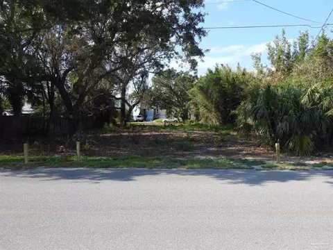 3150 Linden Ave, Gulf Breeze, FL 32563