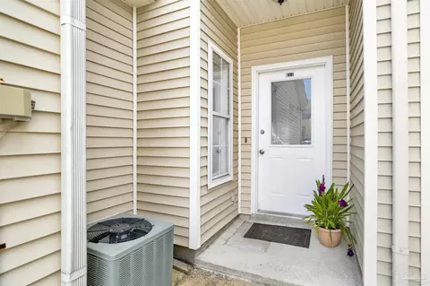 601 E Burgess Rd #K11, Pensacola, FL 32504