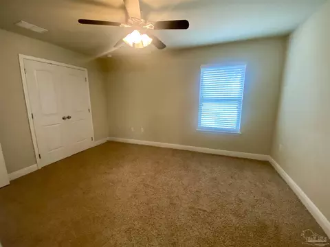 Bedroom - 5979 Rustic Ridge Cir, Milton, FL 32570 photo 5 of 6