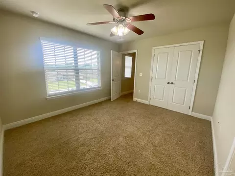 Bedroom - 5979 Rustic Ridge Cir, Milton, FL 32570 photo 4 of 6