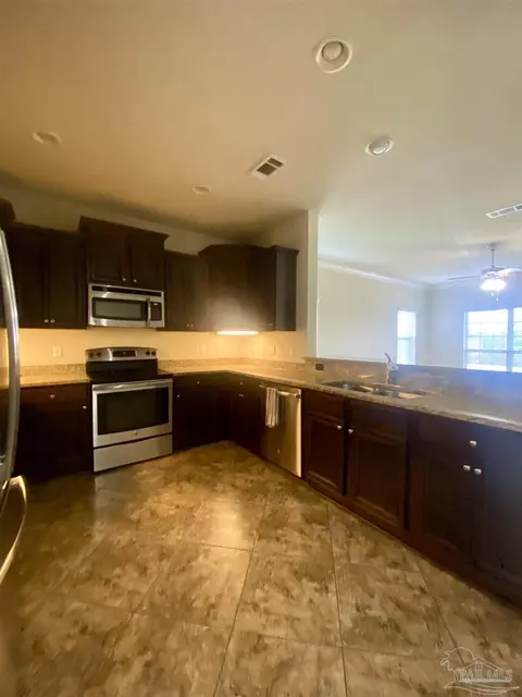 Kitchen - 5979 Rustic Ridge Cir, Milton, FL 32570 photo 1 of 4