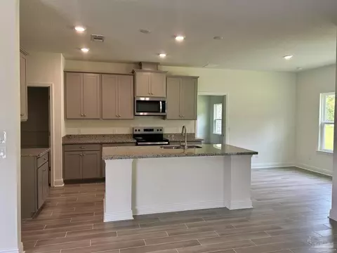6323 Ansley St, Milton, FL 32570 photo 3