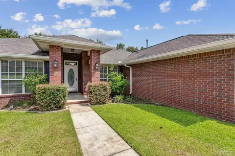 1668 Hollow Point Dr, Cantonment, FL 32533