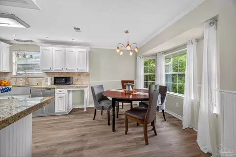 210 Clearfield Dr, Cantonment, FL 32533 photo 10