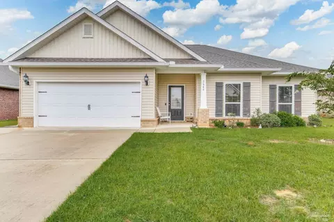 1664 Granite Ln, Cantonment, FL 32533