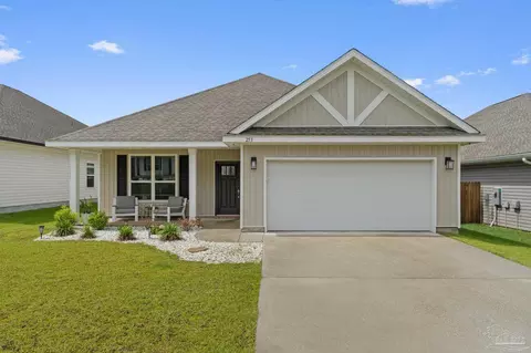 253 Camellia Dr, Cantonment, FL 32533
