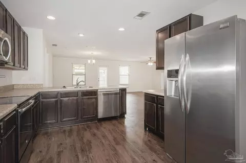 Kitchen - 5954 Palermo Rd, Pace, FL 32571 photo 2 of 2