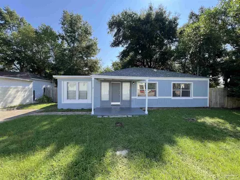 2 Kincaid St, Pensacola, FL 32507