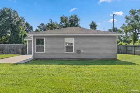 Exterior - 4225 Willow St, Pace, FL 32571 photo 3 of 7