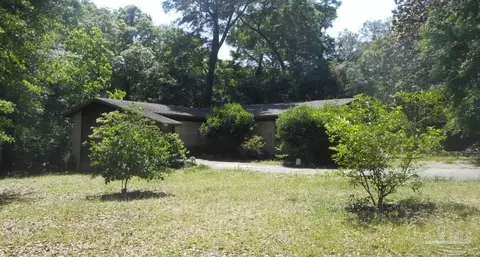3807 Idlewood Dr, Pensacola, FL 32505