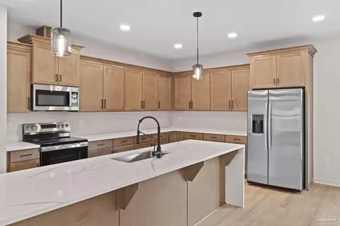Kitchen - 5689 Farrel Way, Milton, FL 32583 photo 2 of 6