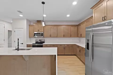 Kitchen - 5689 Farrel Way, Milton, FL 32583 photo 6 of 6