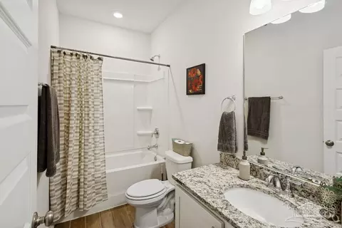 Bath - 4031 Amble Way, Pace, FL 32571 photo 3 of 4