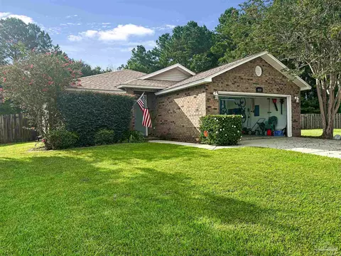 Exterior - 4888 Makenna Cir, Pace, FL 32571 photo 7 of 7