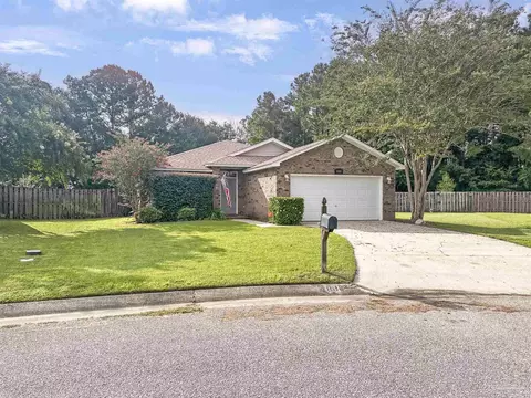 4888 Makenna Cir, Pace, FL 32571