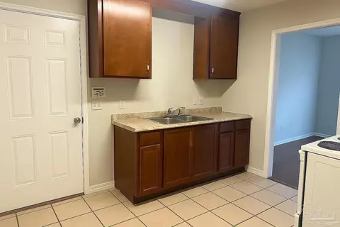 396 Hancock Ln, Pensacola, FL 32503