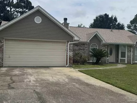 2064 Coral Creek Dr, Pensacola, FL 32506