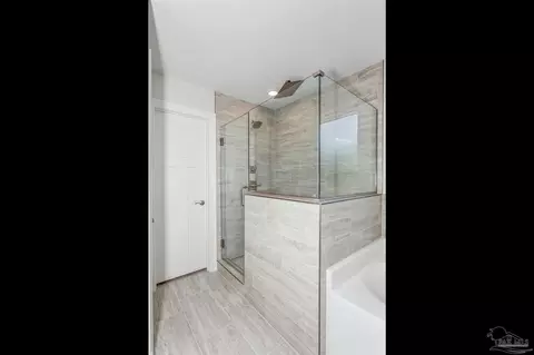 Bath - 4621 Carl Booker Rd, Milton, FL 32583 photo 5 of 5