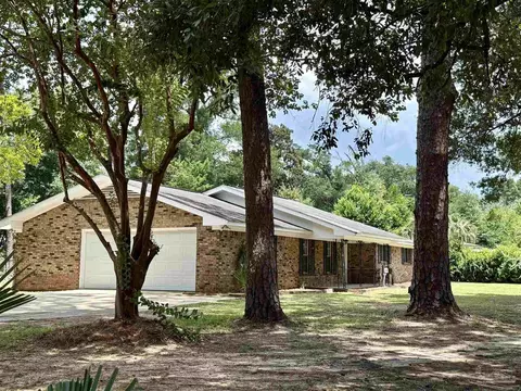 1100 Barcia Dr, Pensacola, FL 32503