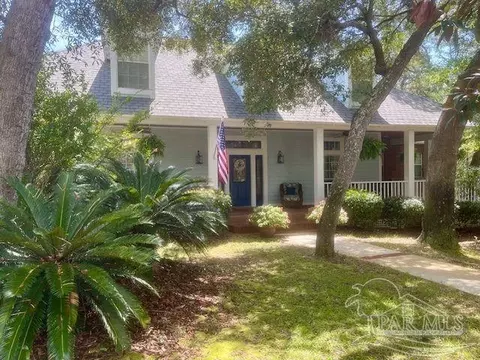 10180 Bittern Dr, Pensacola, FL 32507