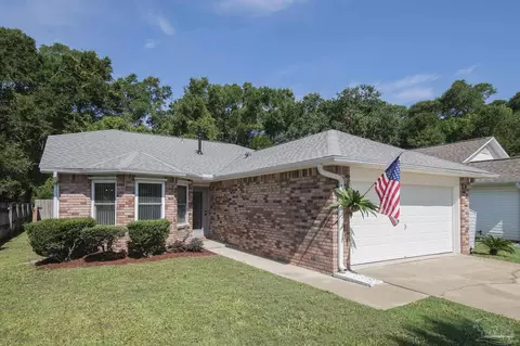 607 Desert Oak Dr, Pensacola, FL 32514