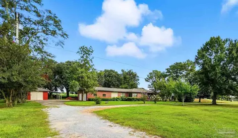 Exterior - 4627 Spring St, Jay, FL 32565 photo 4 of 13