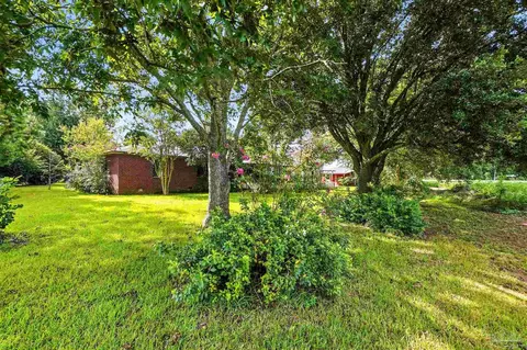 Exterior - 4627 Spring St, Jay, FL 32565 photo 9 of 13