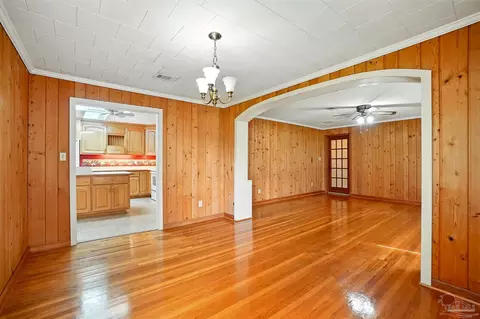 Living - 4627 Spring St, Jay, FL 32565 photo 3 of 6