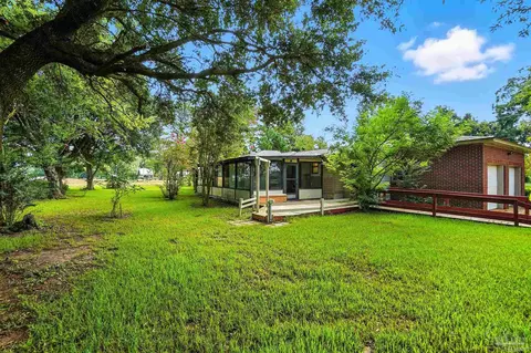 Exterior - 4627 Spring St, Jay, FL 32565 photo 10 of 13