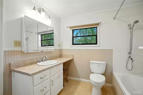 Bath - 4627 Spring St, Jay, FL 32565 photo 4 of 4