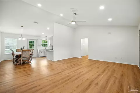 5457 Windham Rd, Milton, FL 32570 photo 7