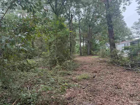 3308 Deloach Ln, Milton, FL 32570