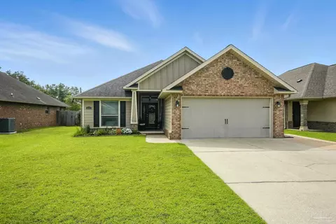 2587 Fiddlers Cir, Cantonment, FL 32533