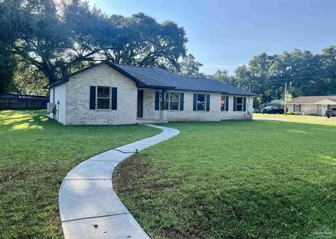 4858 Lamar Dr, Pace, FL 32571 photo 2
