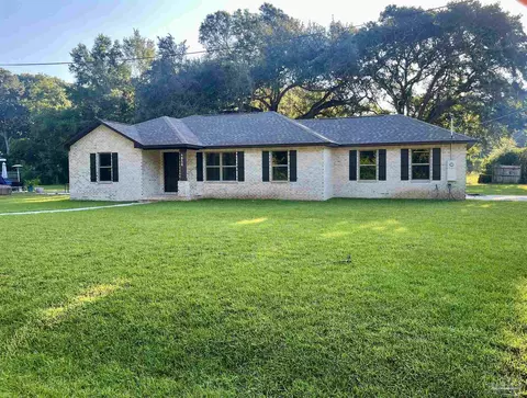 4858 Lamar Dr, Pace, FL 32571