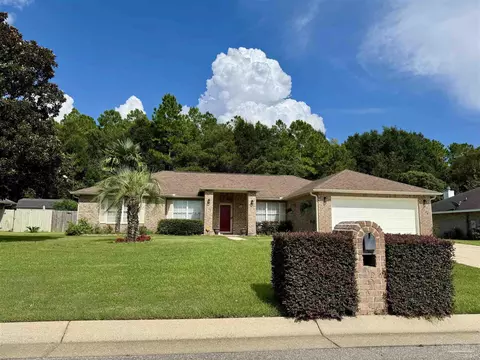 7120 Jennifer Rd, Pensacola, FL 32526