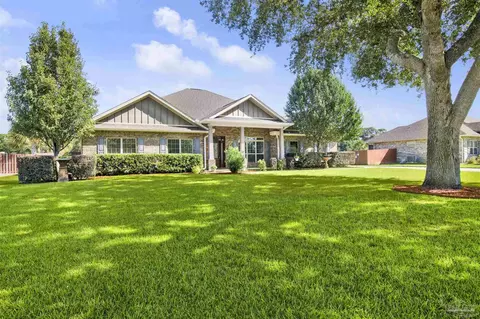 9177 Iron Gate Blvd, Milton, FL 32570