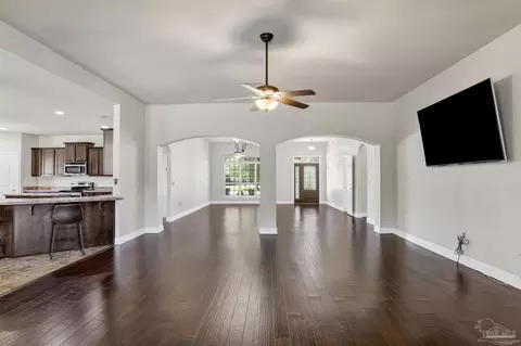 9177 Iron Gate Blvd, Milton, FL 32570 photo 13