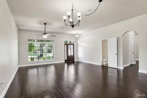 9177 Iron Gate Blvd, Milton, FL 32570 photo 9
