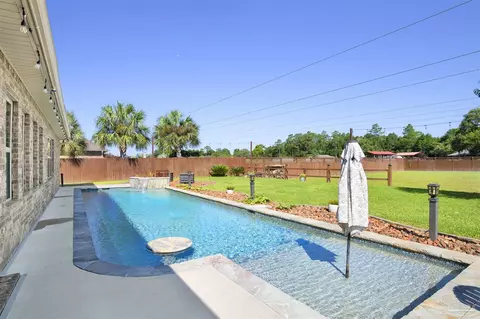 9177 Iron Gate Blvd, Milton, FL 32570 photo 2
