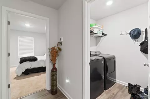 Entry Way - 5233 Peach Dr, Pace, FL 32571 photo 4 of 4